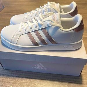 Brand new ADIDAS Grand Court